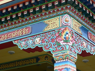 D&eacute;tails du fronton du temple