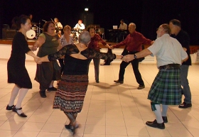 111126_danses2.jpg